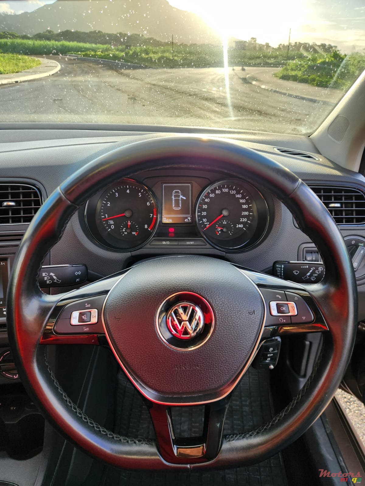 2016' Volkswagen Polo Fully Executive photo #6