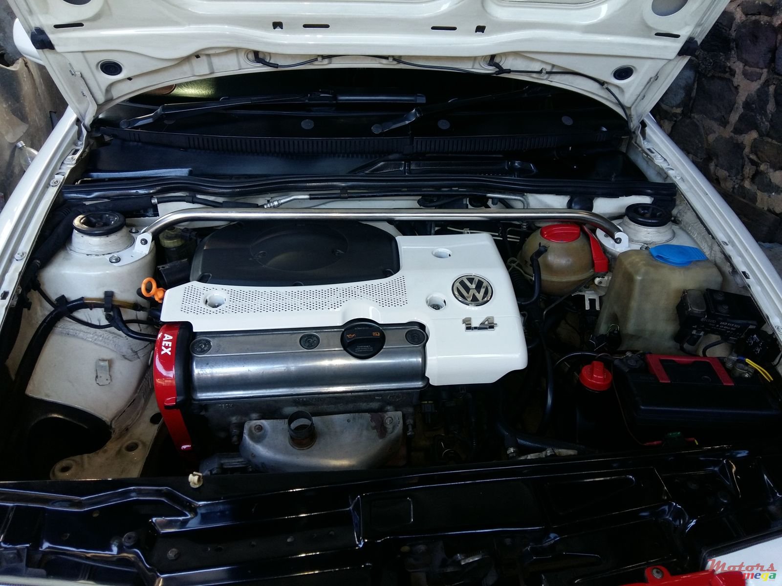 1998' Volkswagen 1400 cc photo #3