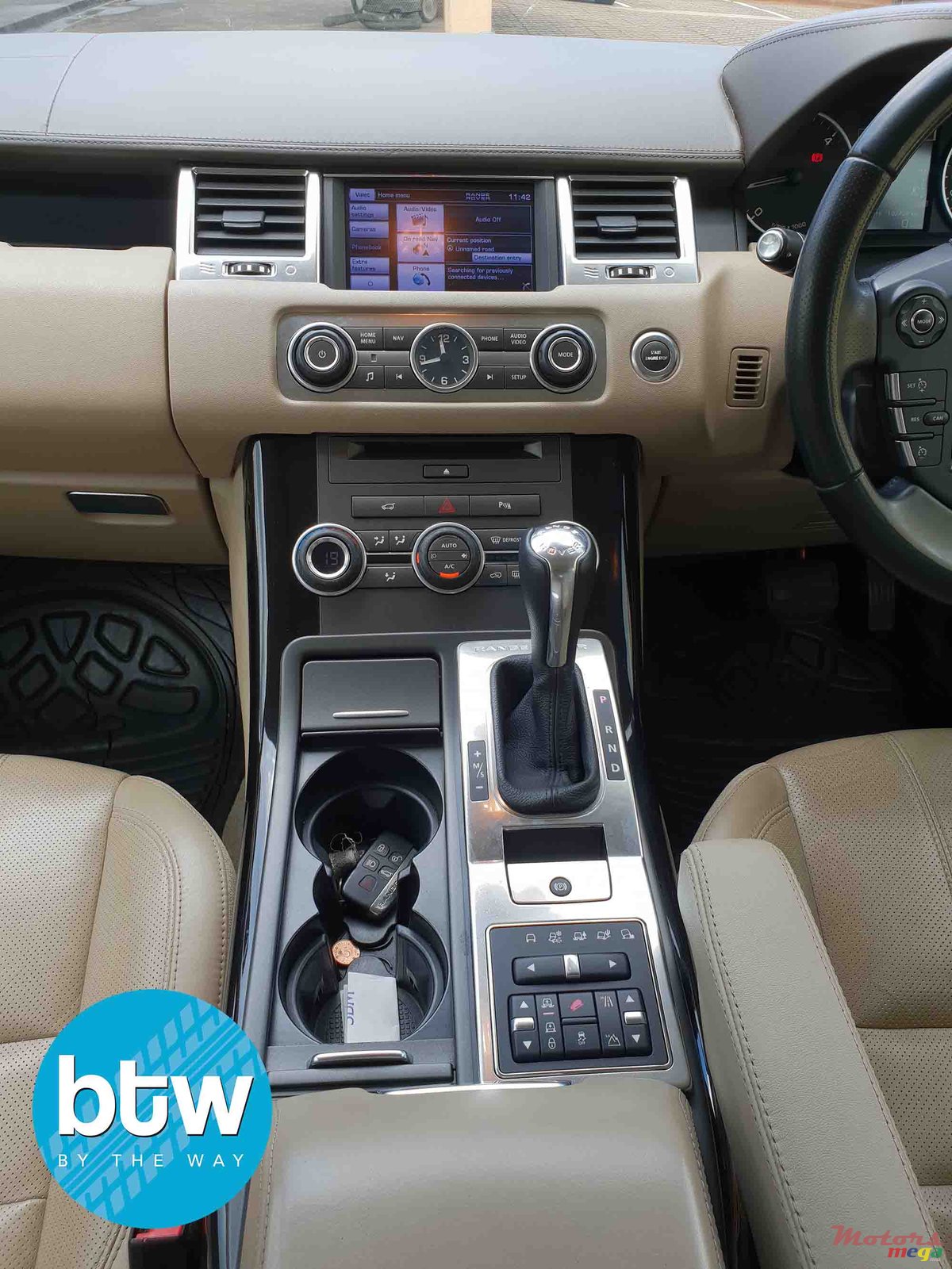 2013' Land Rover Range Rover Sport photo #6