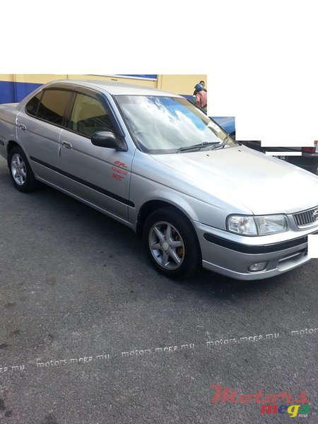 1999' Nissan Sunny photo #1