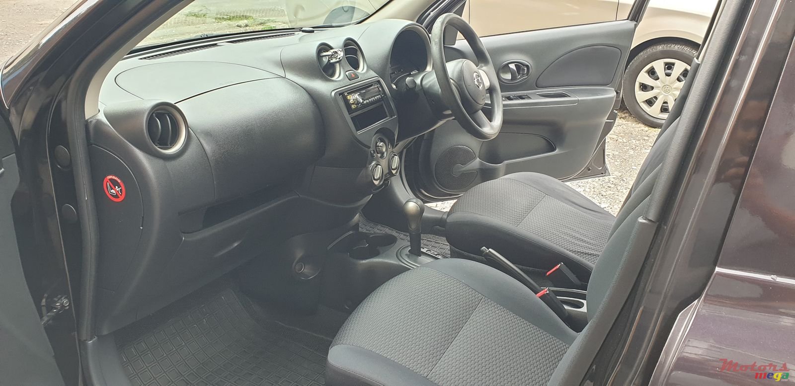 2012' Nissan March photo #6