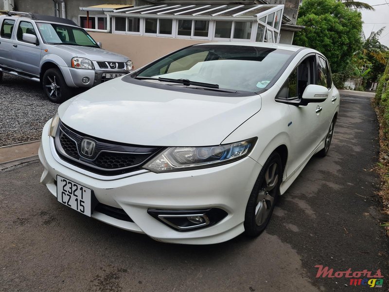 2015' Honda Jade automatic 6 place photo #2