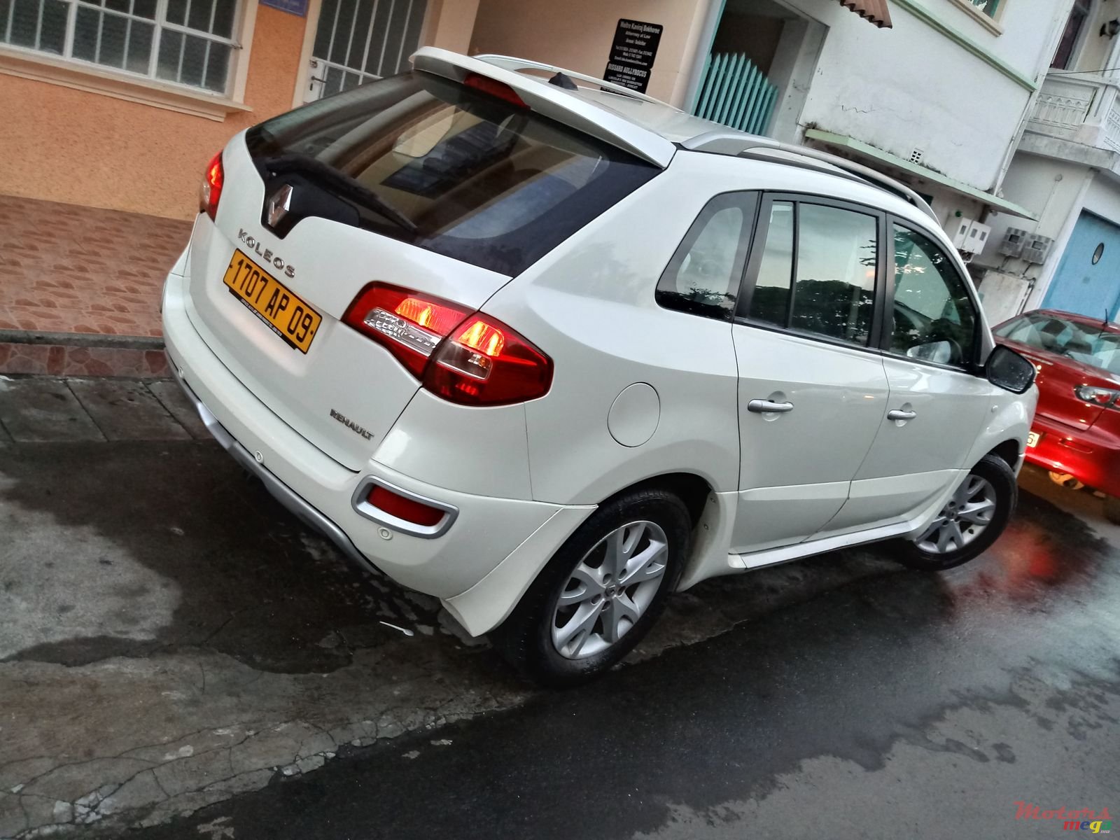 2009' Renault Koleos Dorigine photo #6