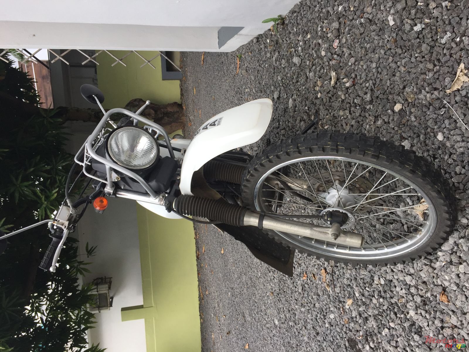 2015' Suzuki DR200SE photo #7