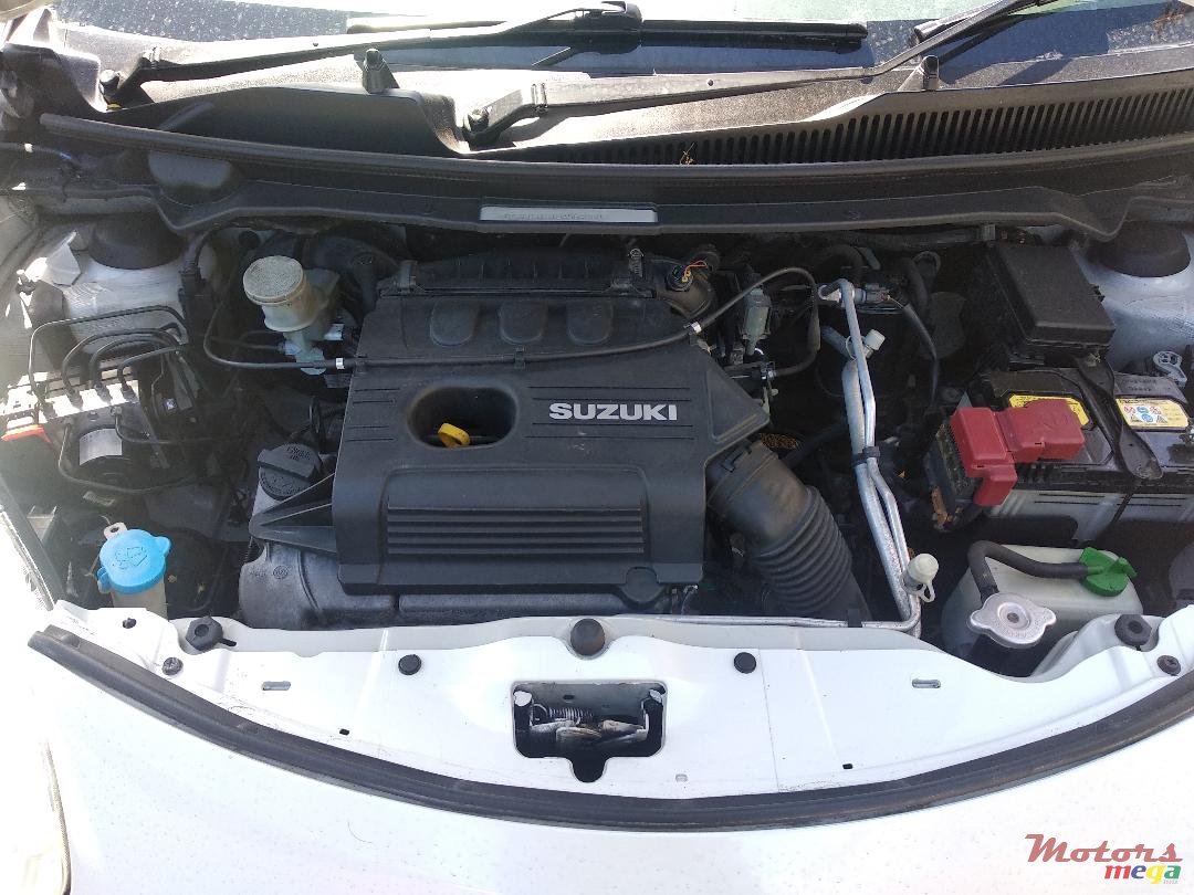 2013' Suzuki Celerio photo #4