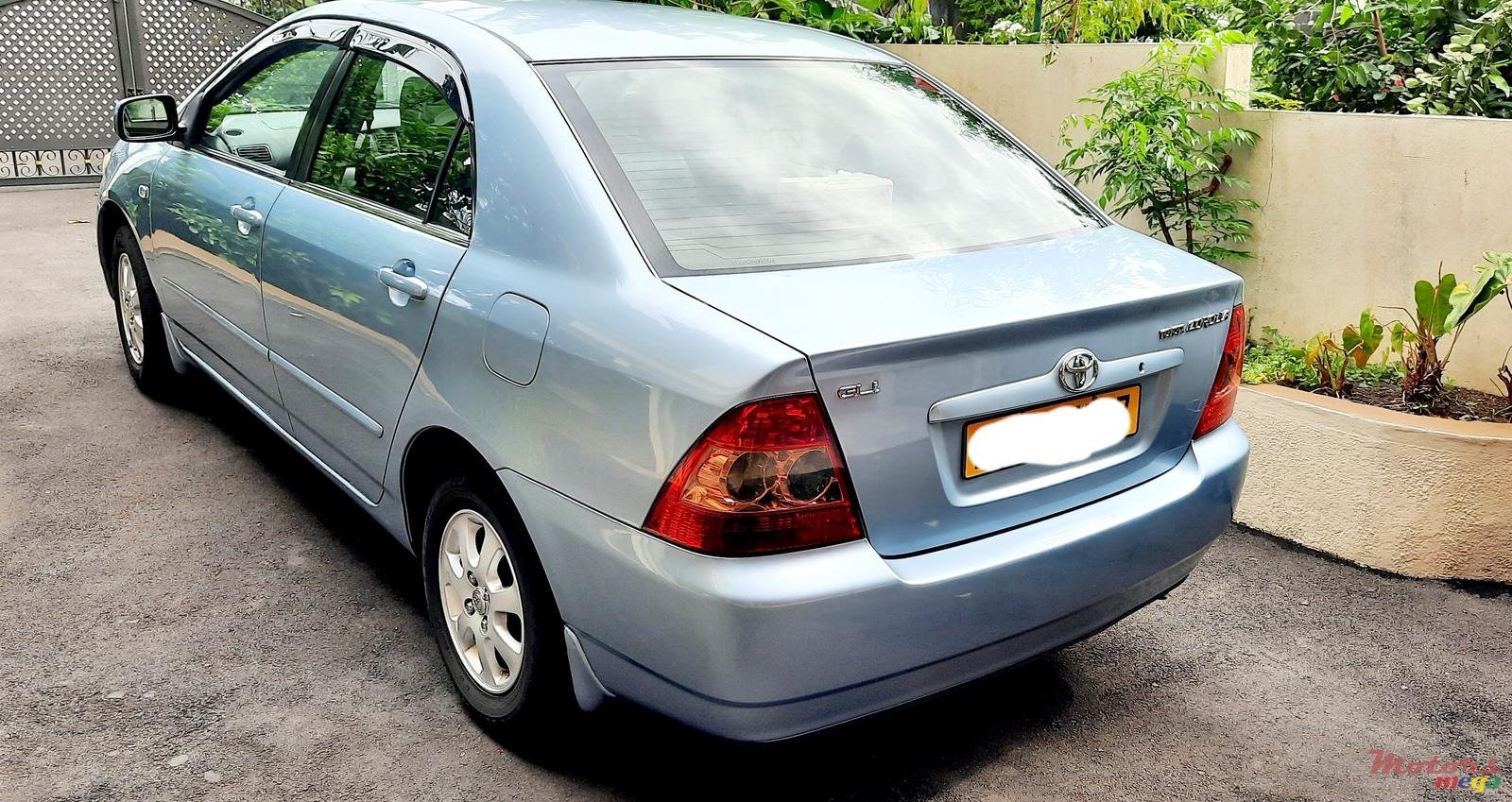 2007' Toyota Corolla photo #1