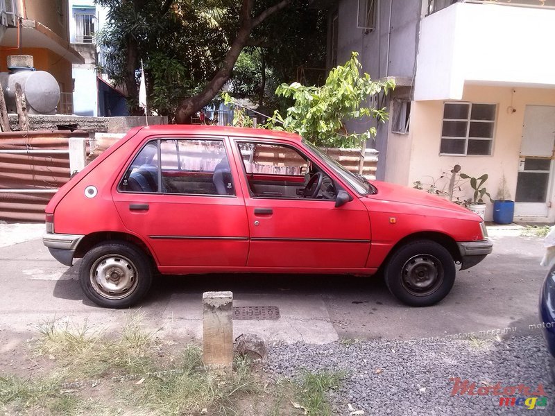 1991' Peugeot photo #1