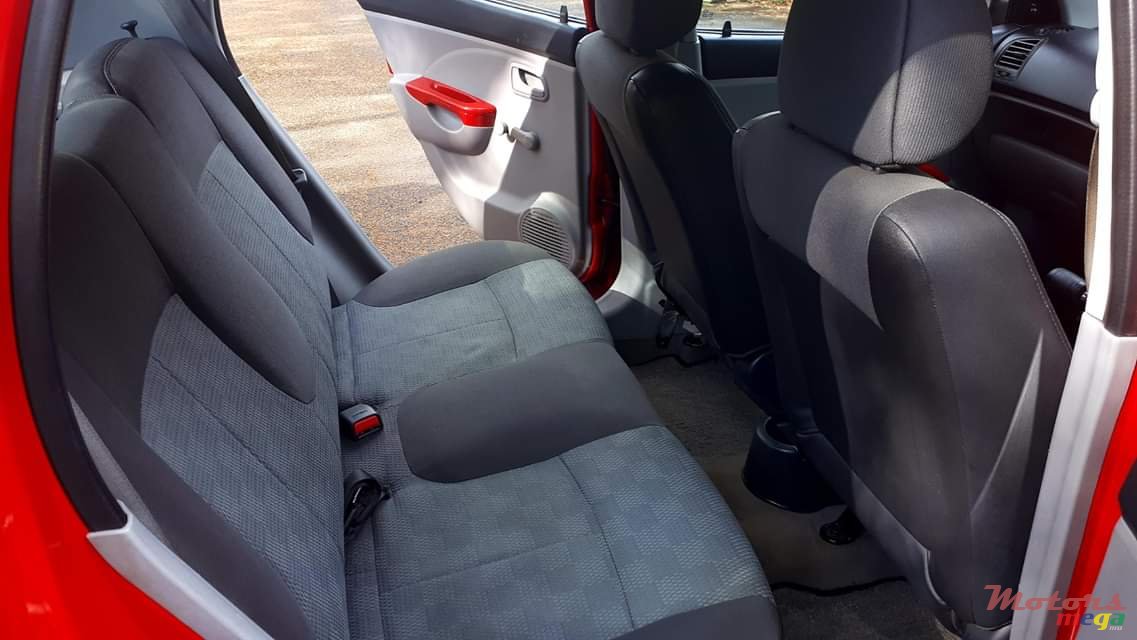 2005' Kia Picanto photo #6