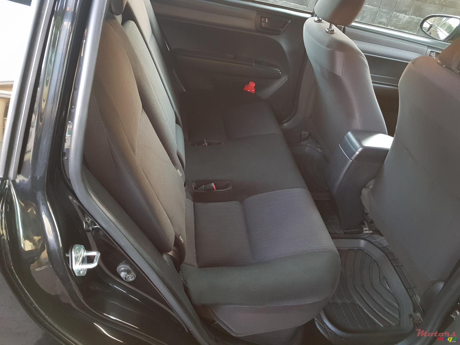 2013' Toyota Fielder photo #7