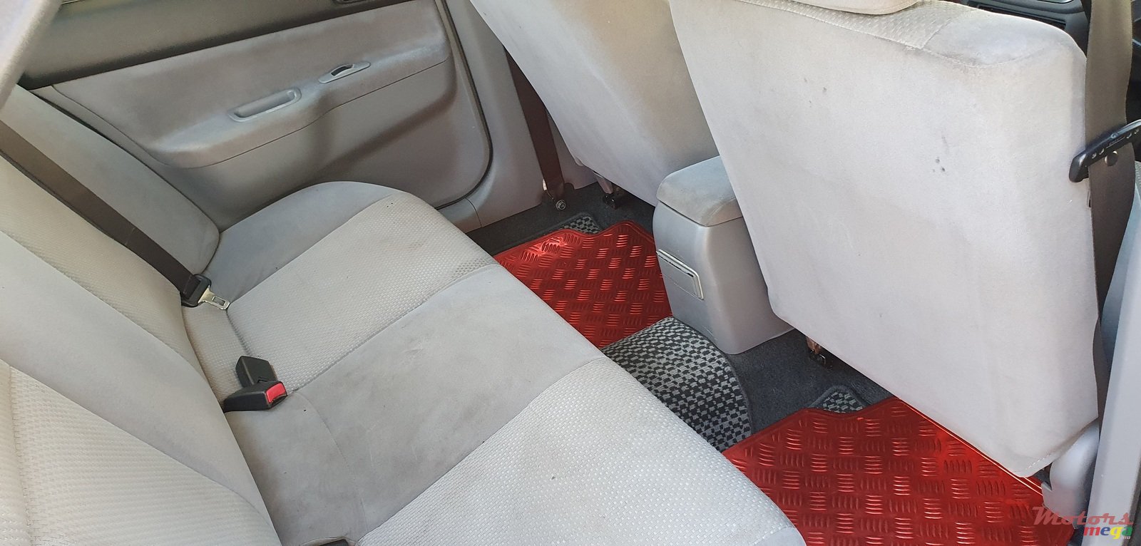 2007' Mitsubishi Lancer Glx photo #2