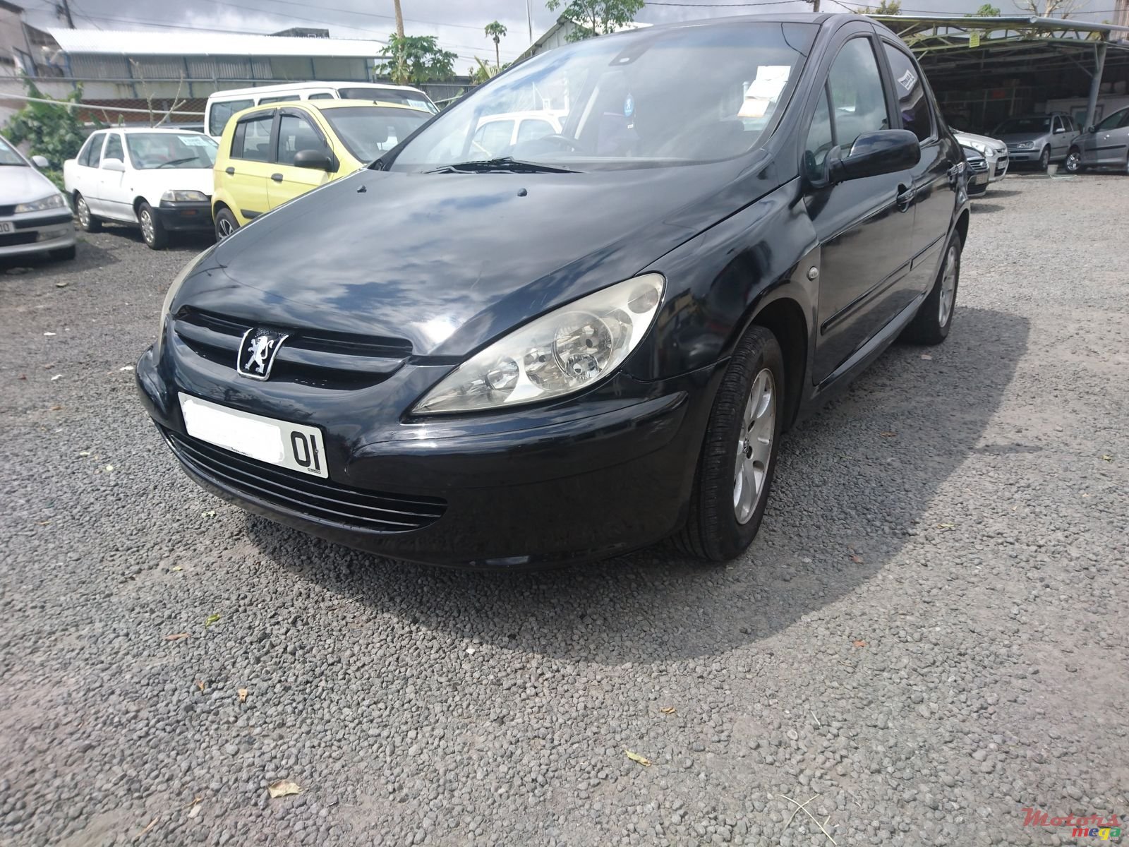 2001' Peugeot 307 photo #2