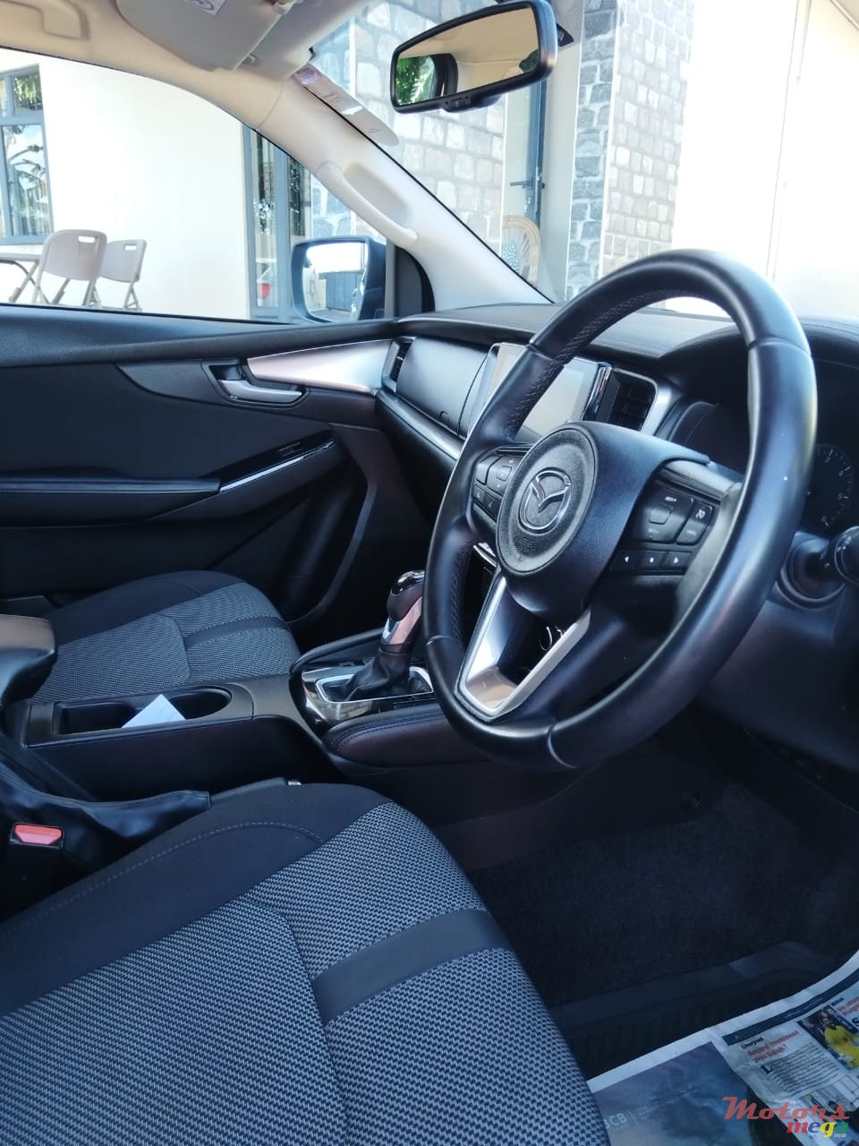 2023' Mazda BT-50 photo #3