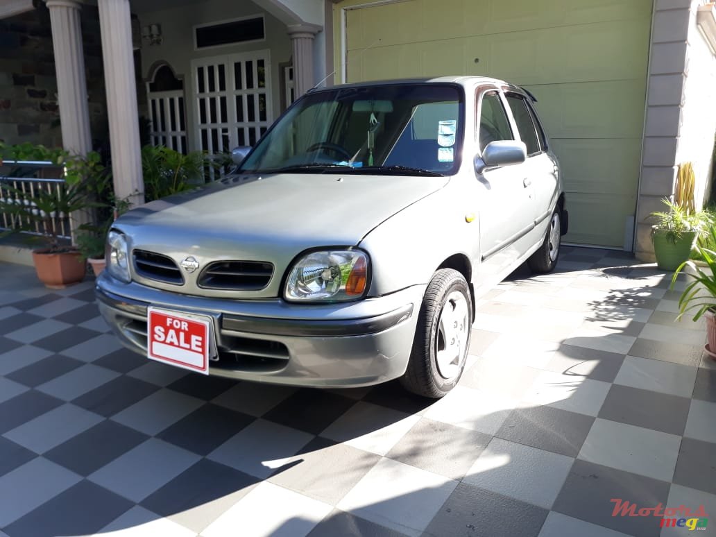 2000' Nissan March photo #1