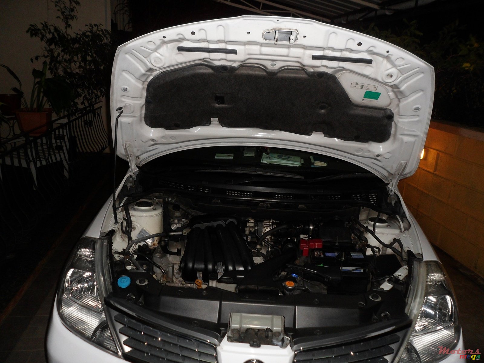 2006' Nissan Tiida Latio photo #3