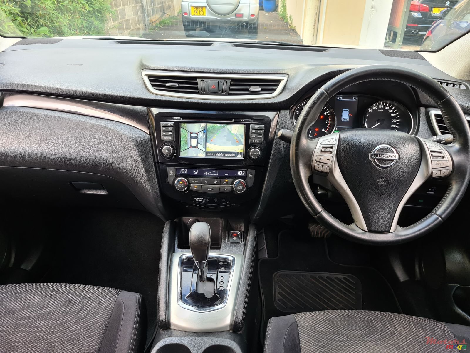 2015' Nissan Qashqai Acenta Automatic photo #6