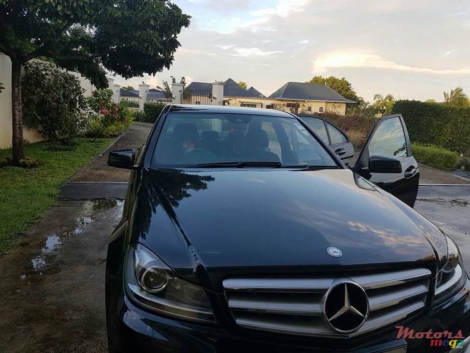 2013' Mercedes-Benz C-Class photo #5