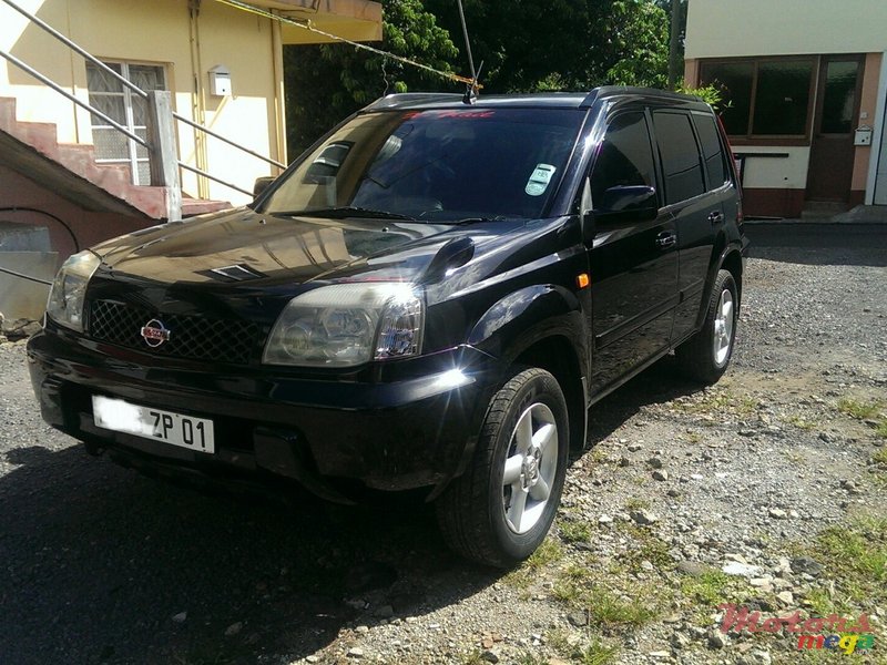 2001' Nissan X-Trail photo #1