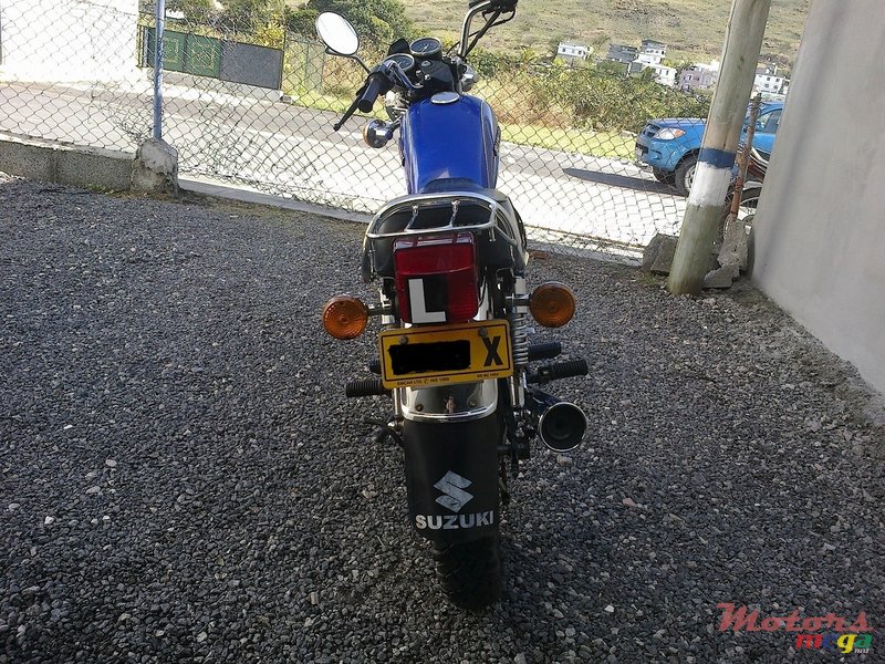 2012' Suzuki photo #3