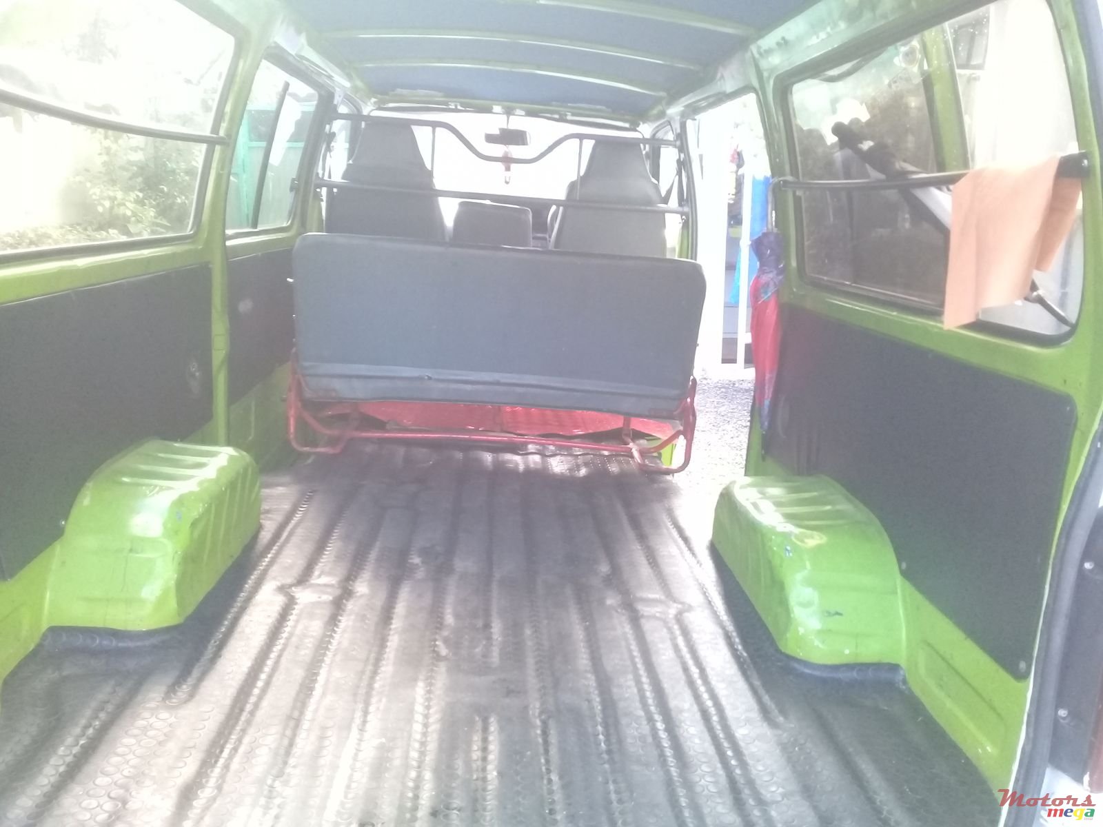 1992' Toyota photo #3