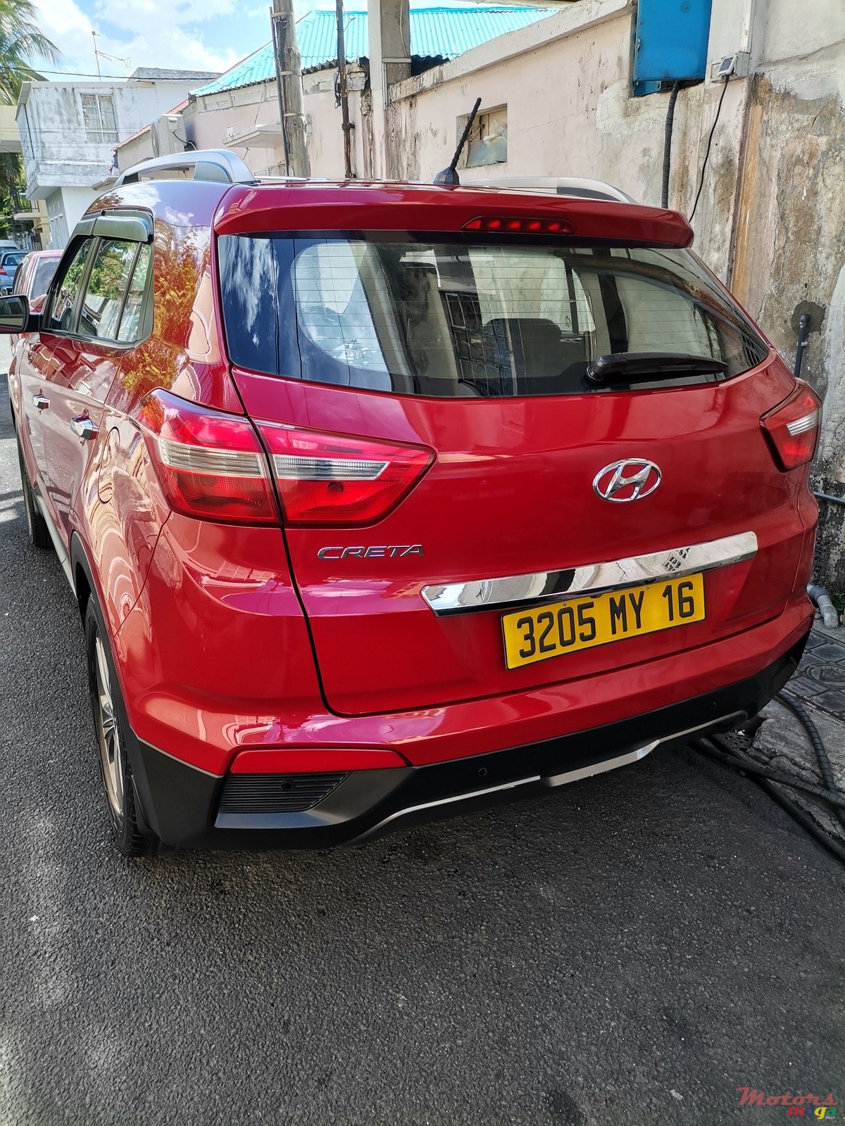 2016' Hyundai i25 Fitted with Gas photo #4