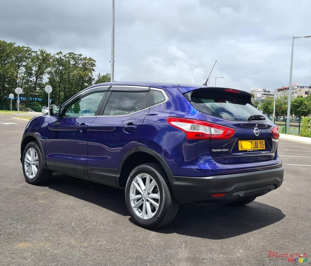 2015' Nissan Qashqai photo #4