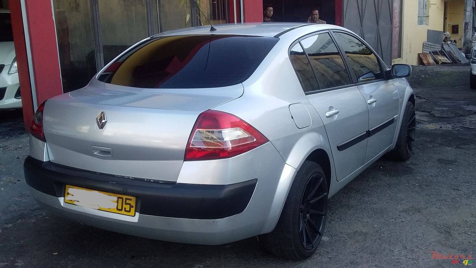 2005' Renault Megane photo #4