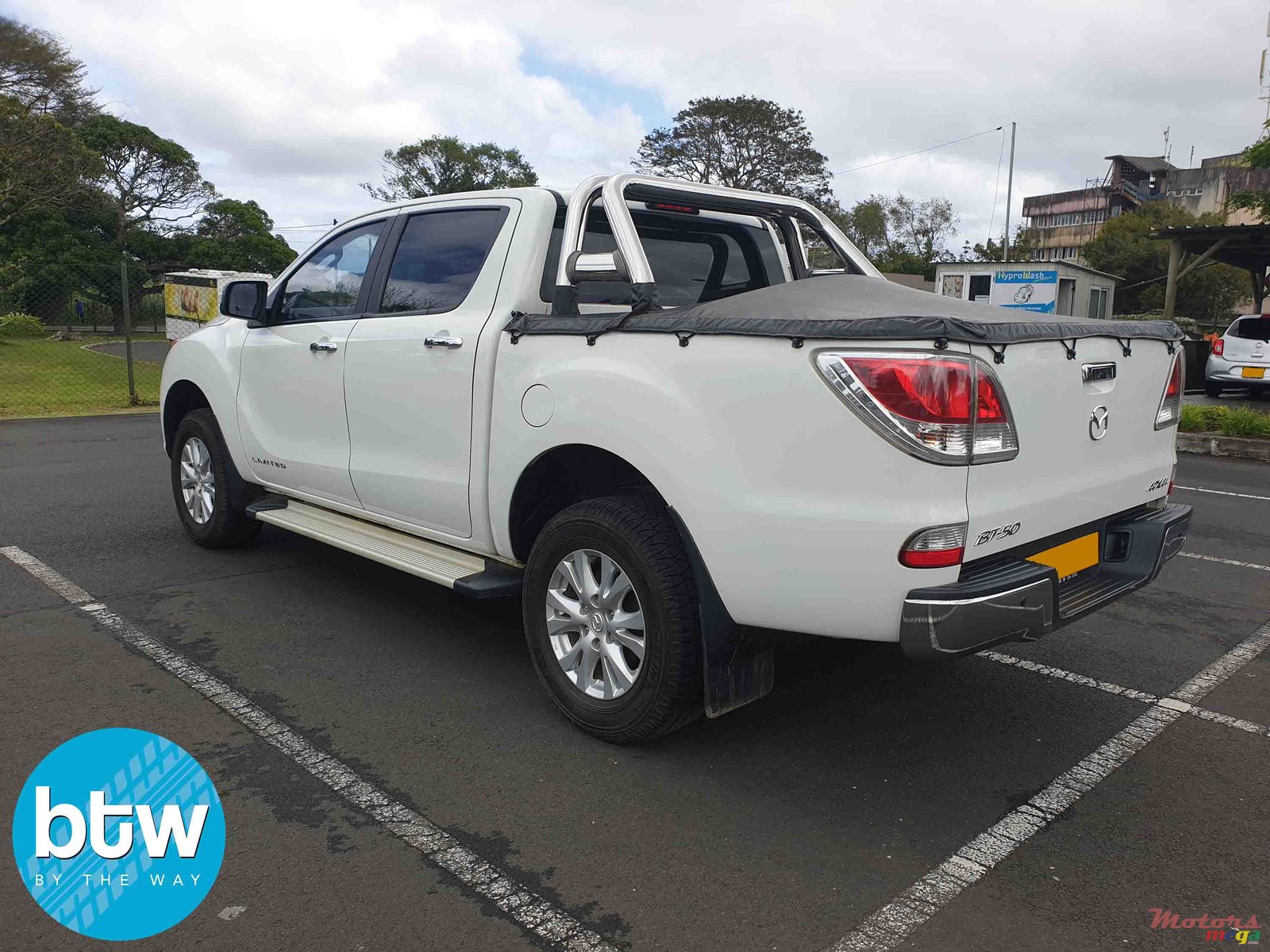 2015' Mazda BT50 photo #2