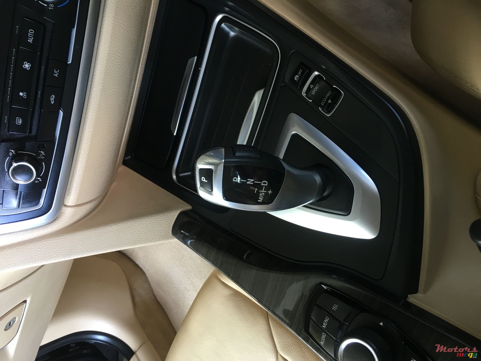 2014' BMW 3 Series photo #2