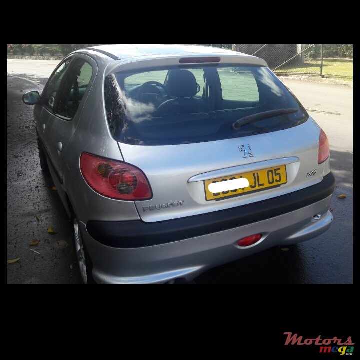 2005' Peugeot 206 photo #2