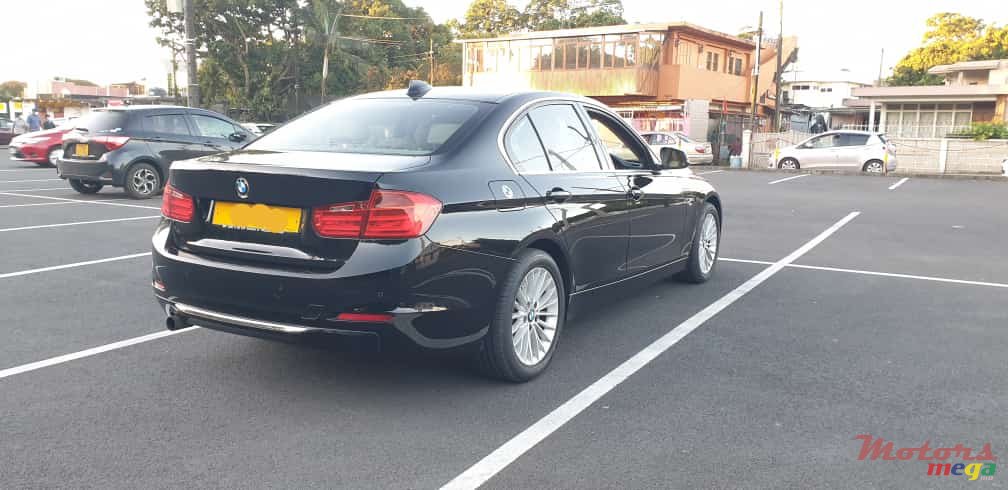 2015' BMW 320 Manual photo #4