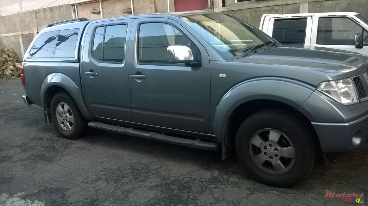 2011' Nissan Navara 2WD photo #4