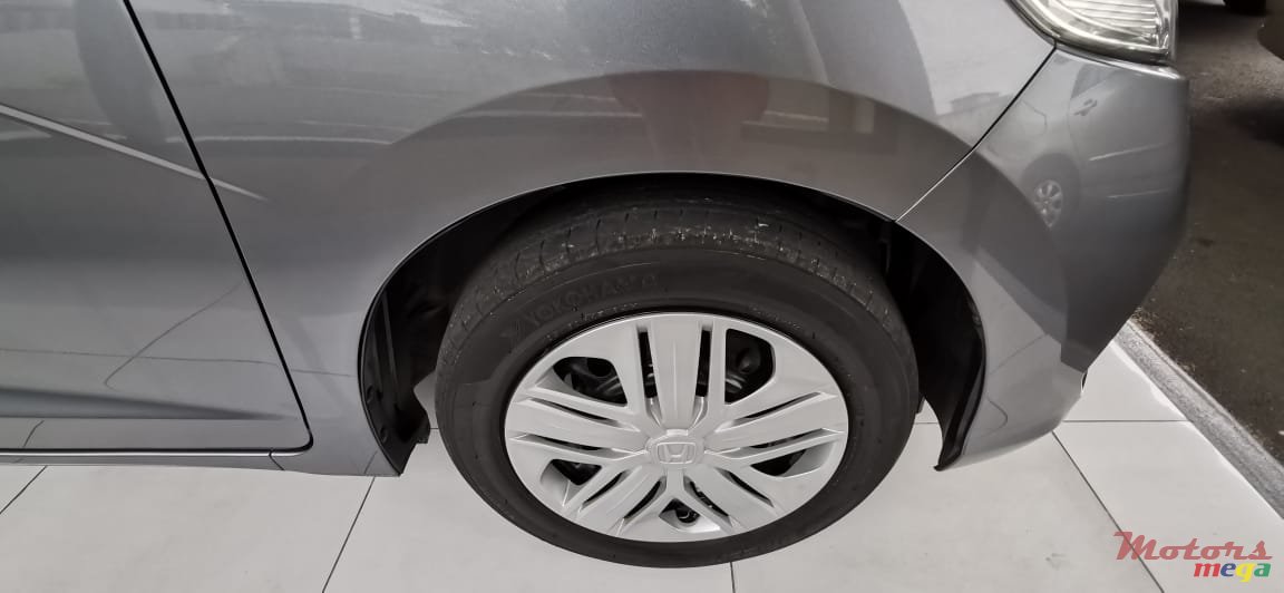 2019' Honda Fit Aria photo #3