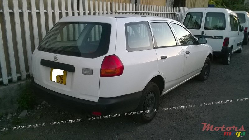 2005' Nissan photo #2