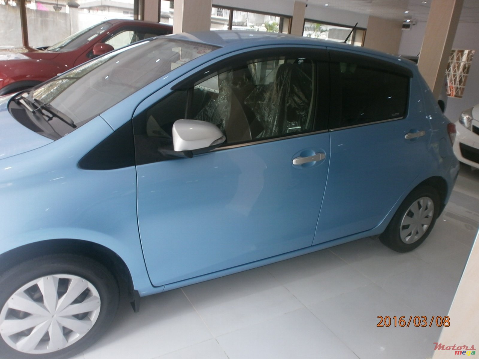 2012' Toyota Vitz jewela photo #2