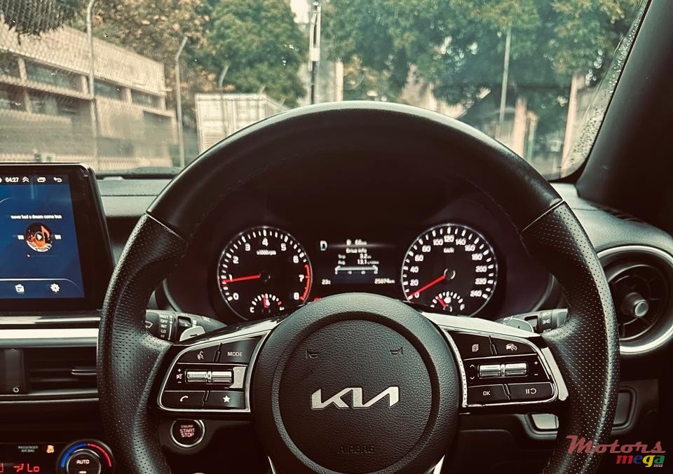 2023' Kia Cerato GT- Line photo #3