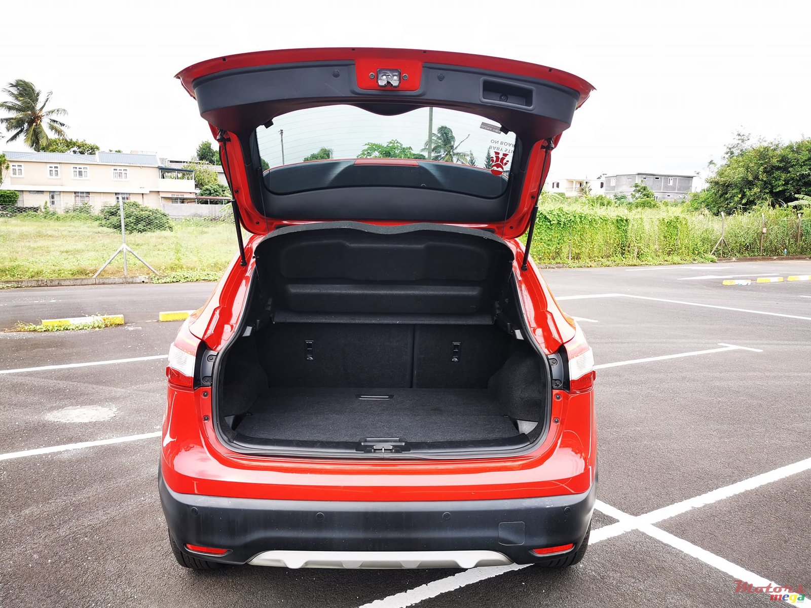 2015' Nissan Qashqai 1.2T photo #7