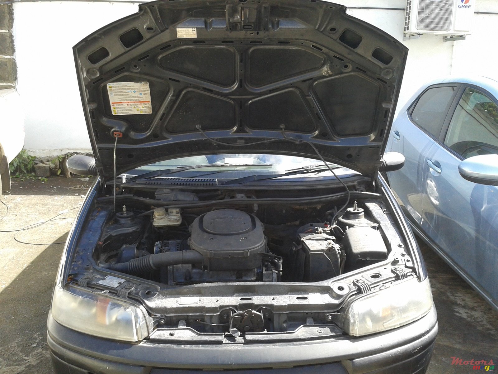 2002' Fiat Punto photo #2