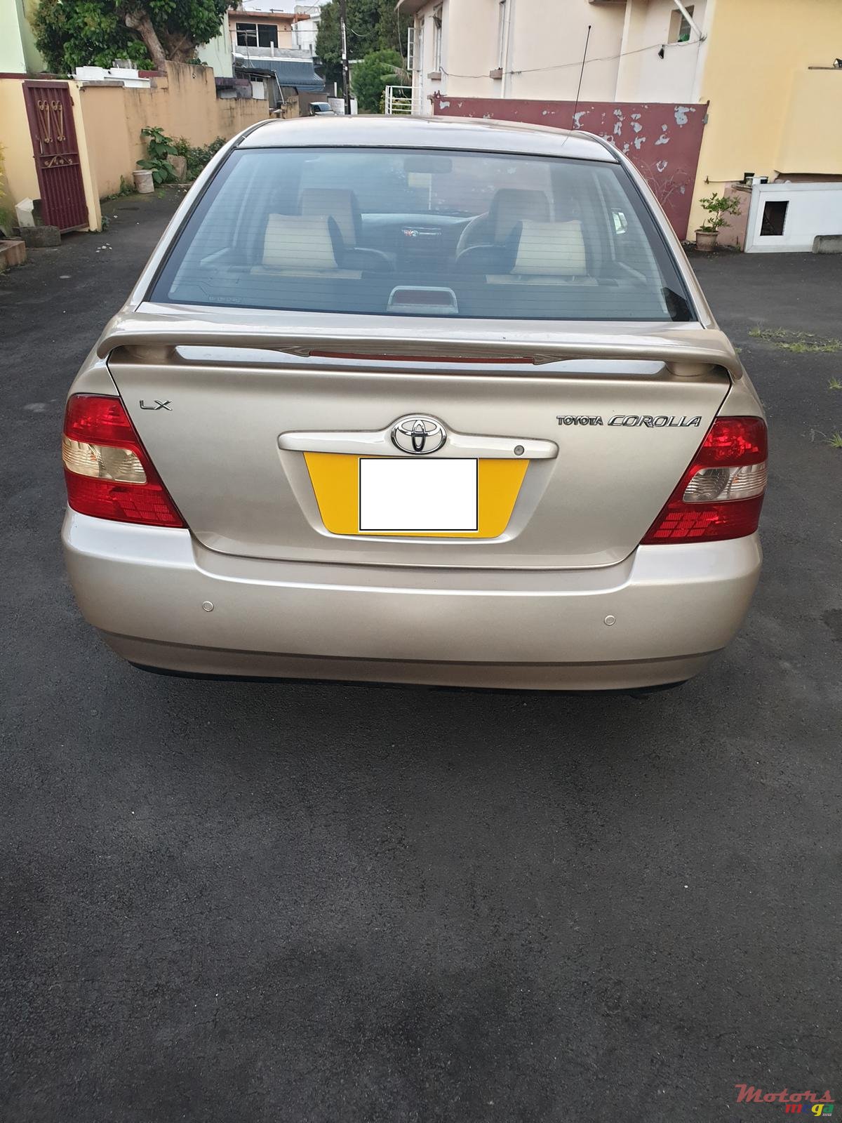 2002' Toyota Corolla photo #2