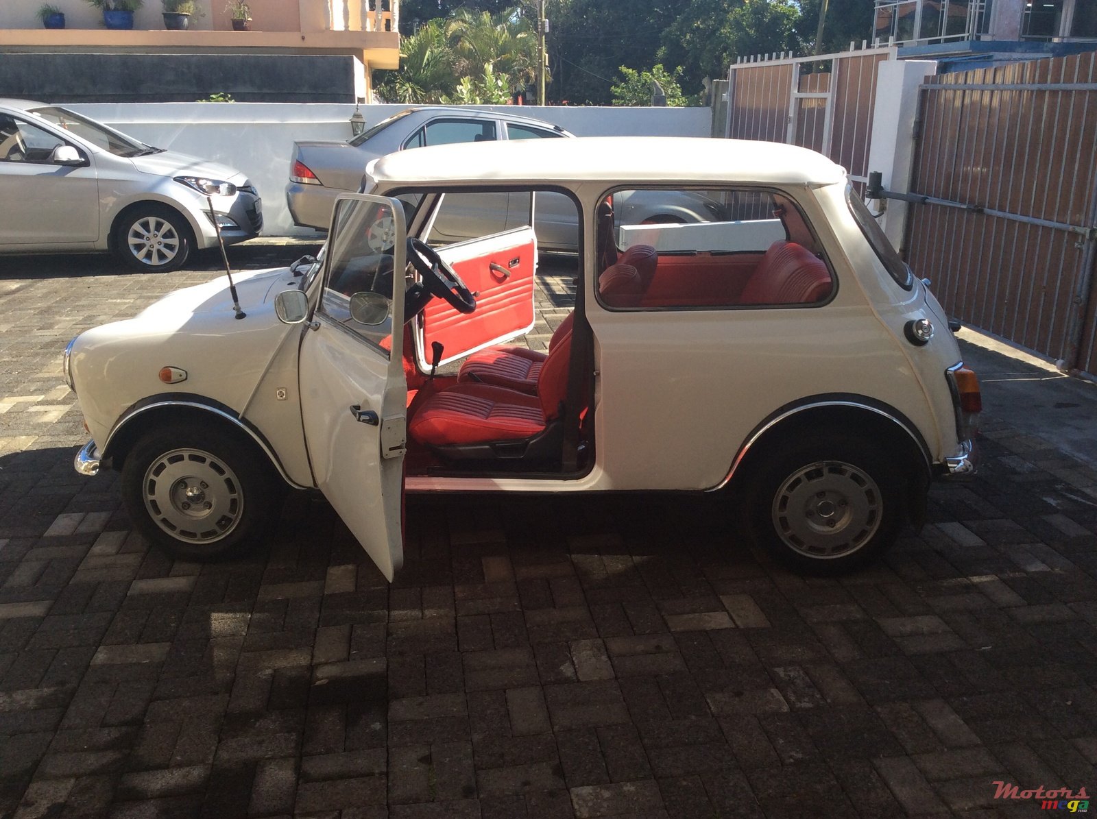 1989' Austin Mini photo #1