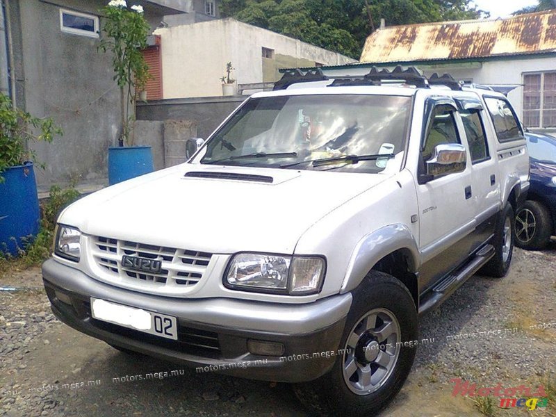 2002' Isuzu KB Series photo #2