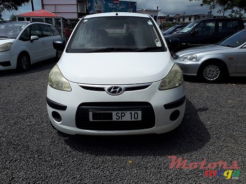 2010' Hyundai i10 photo #2