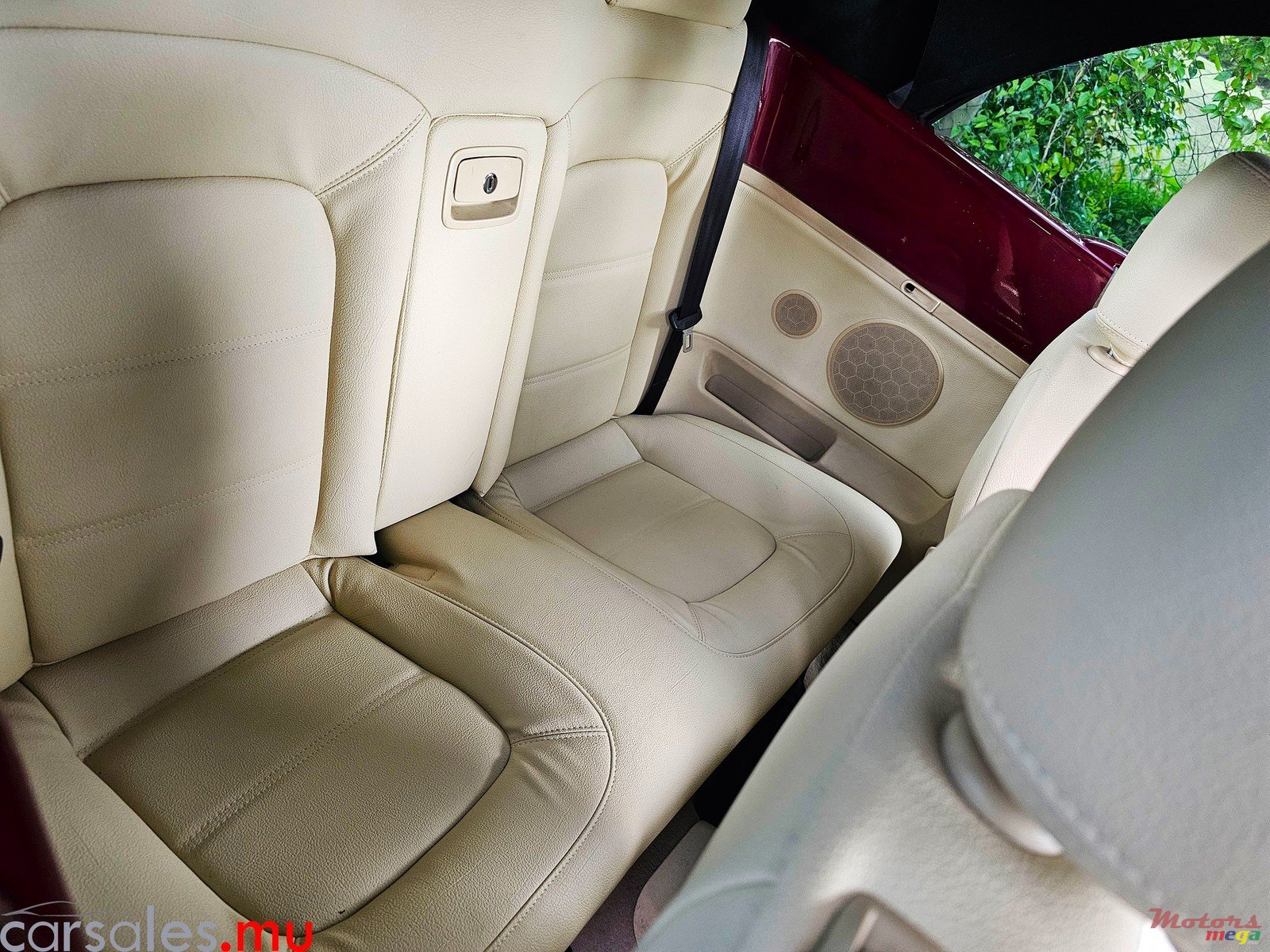 2006' Volkswagen Beetle 1.4 Cabriolet photo #5