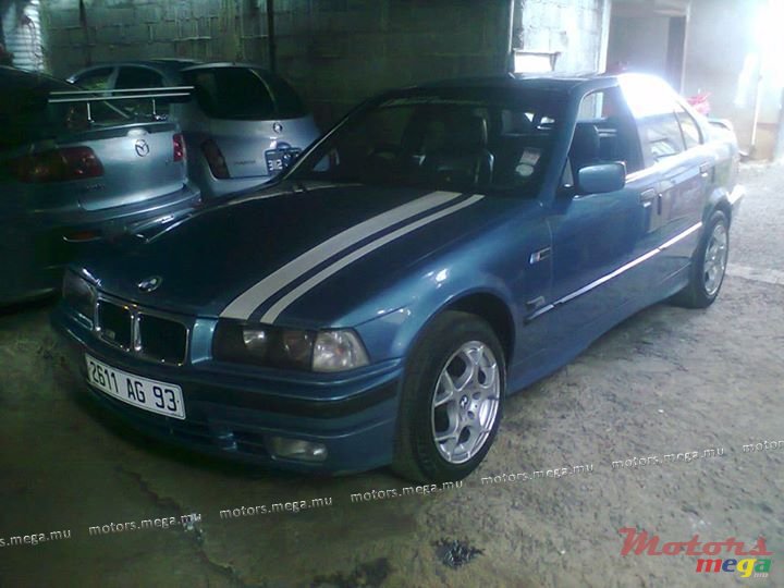 1993' BMW 3 Series photo #1