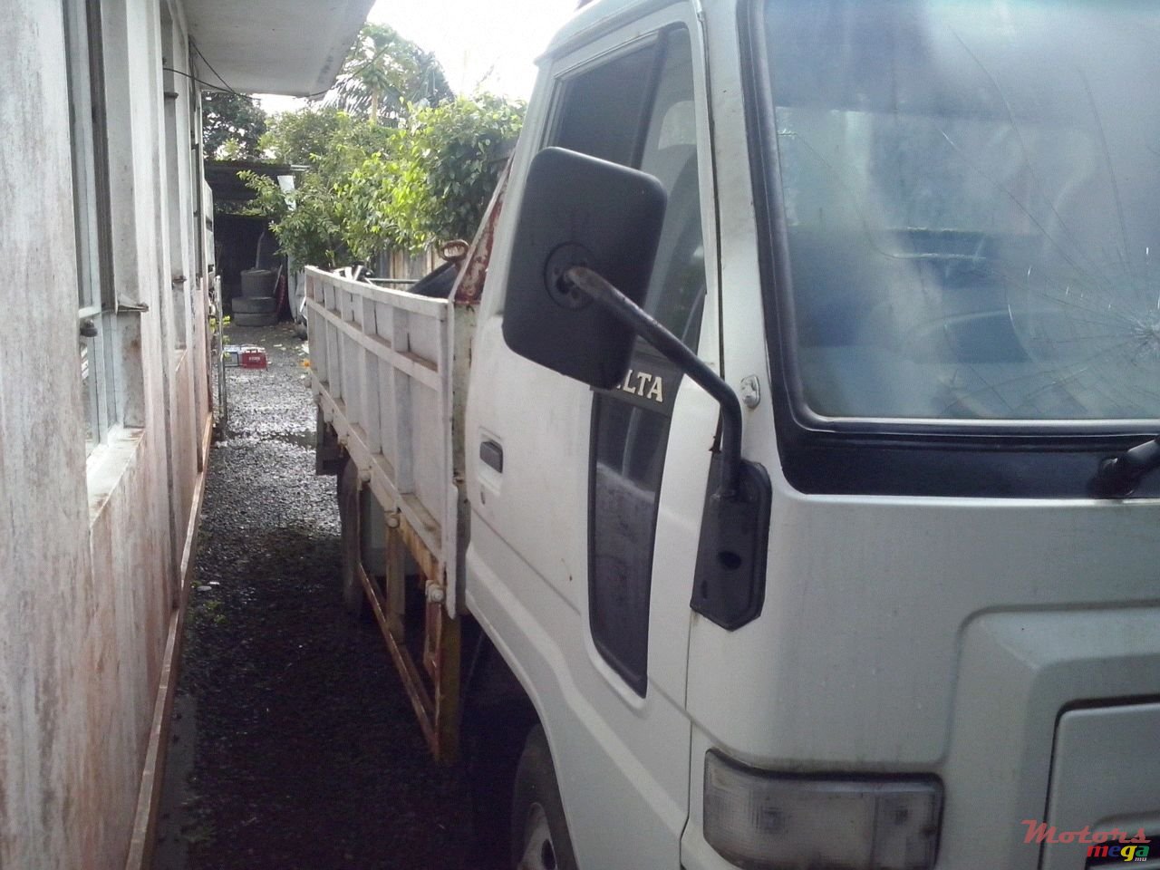 2003' Daihatsu photo #2