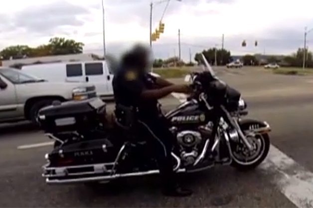 Alabama Motorcycle Cop Resigns After Drag Racing Video Goes Viral 