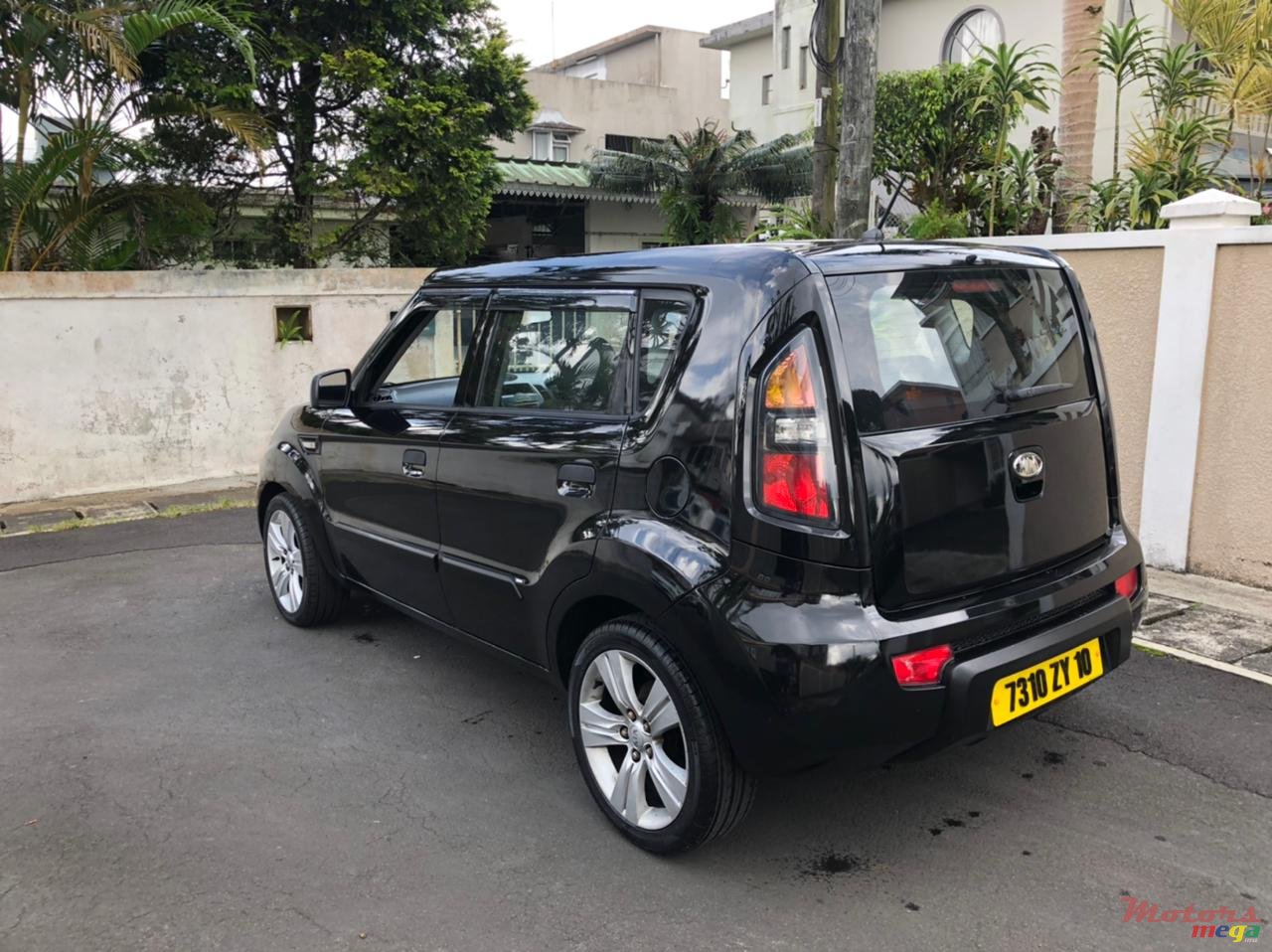 2010' Kia Soul photo #2