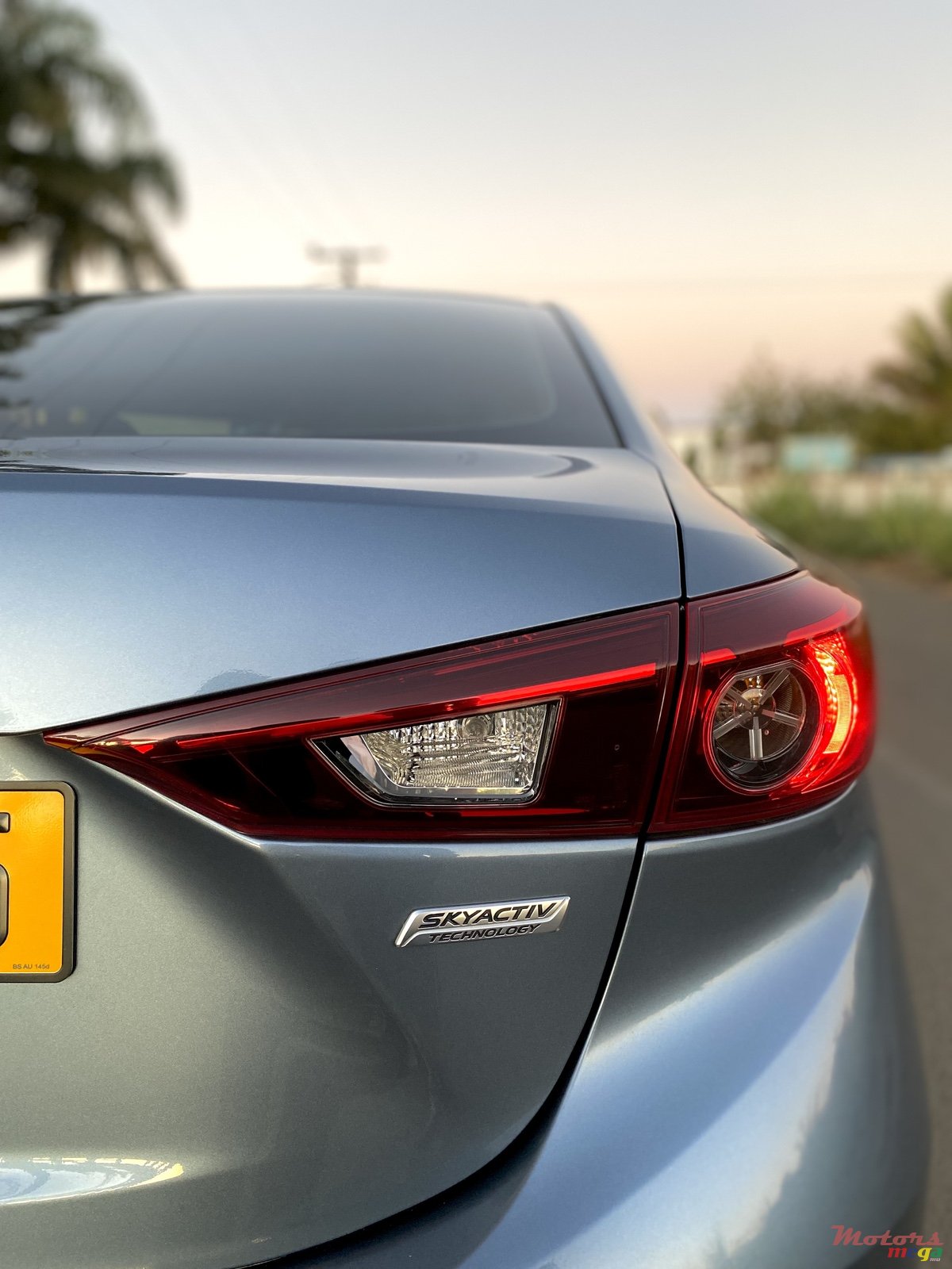 2015' Mazda 3 Skyactive photo #2