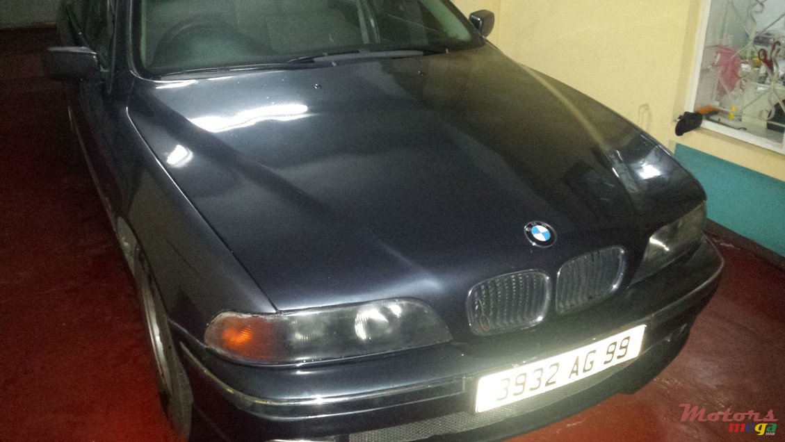 1999' BMW 520 photo #1