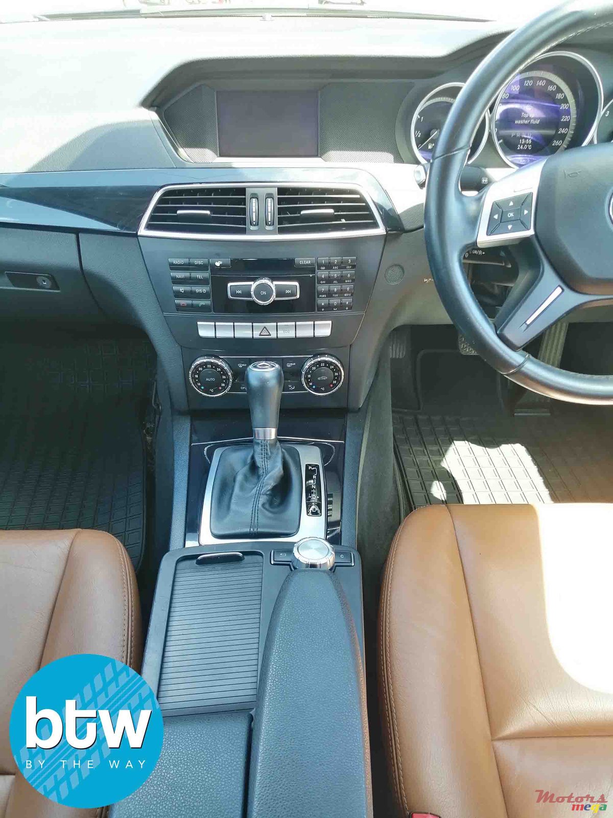 2013' Mercedes-Benz C-Class 180 photo #5