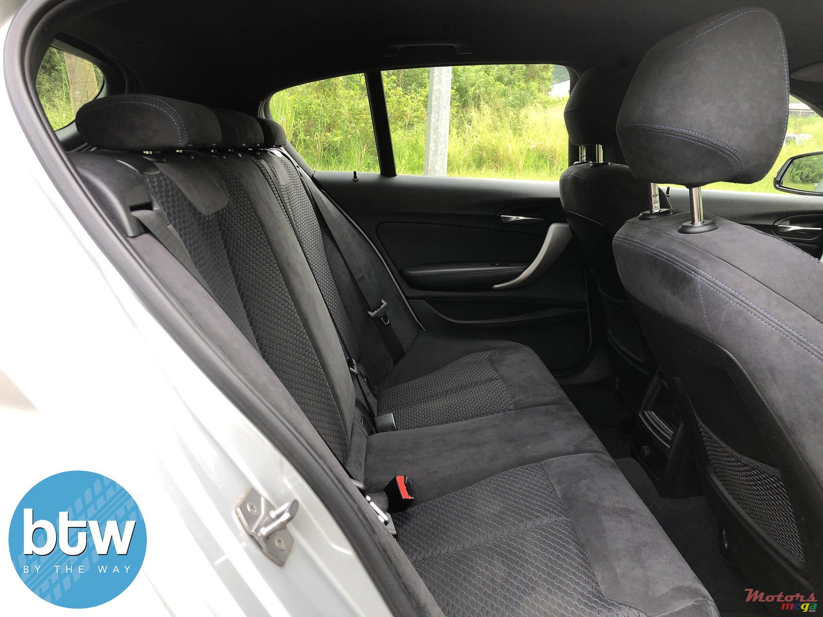 2017' BMW 118 photo #4